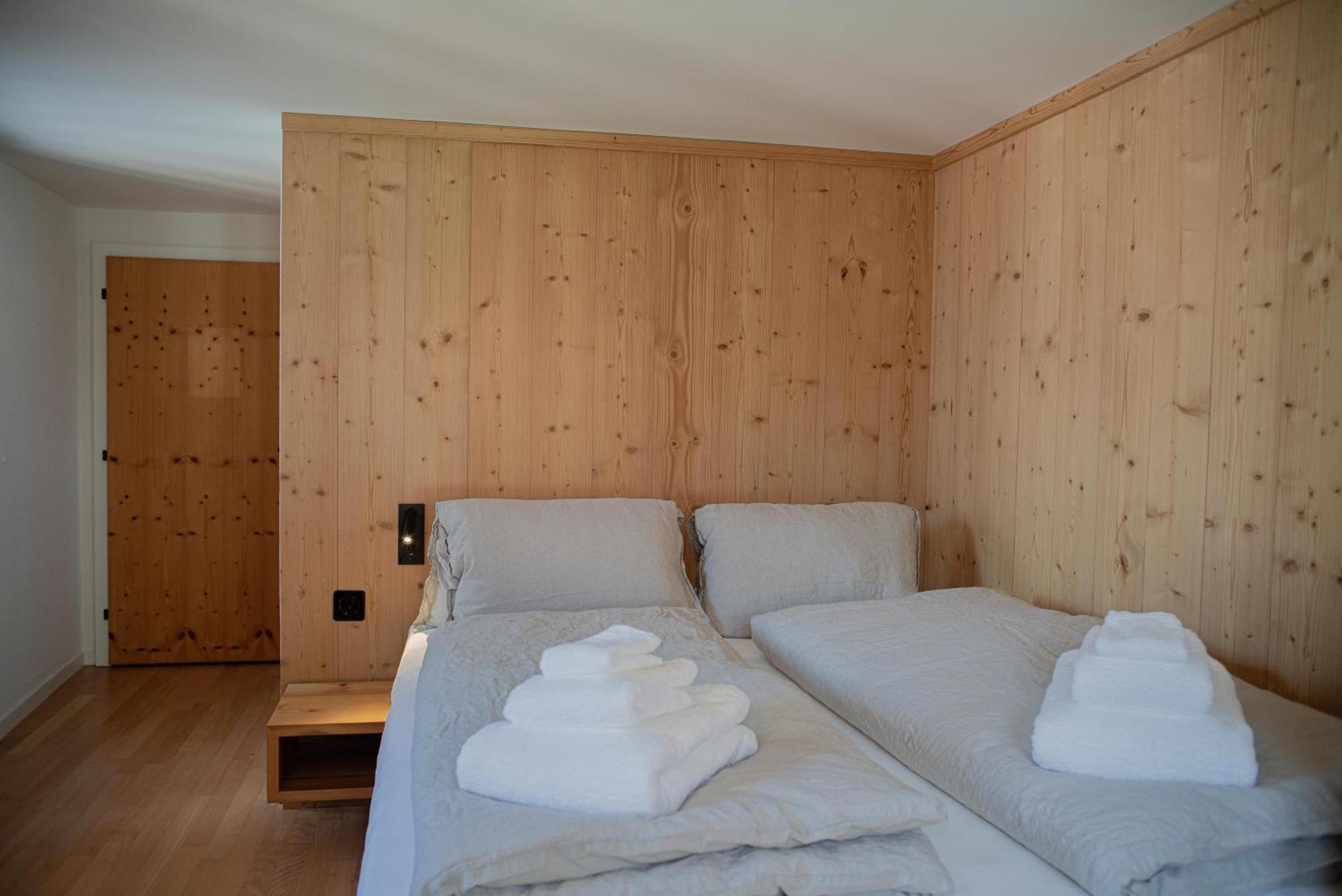 Pensiunina - Pension - Сент Номер фото